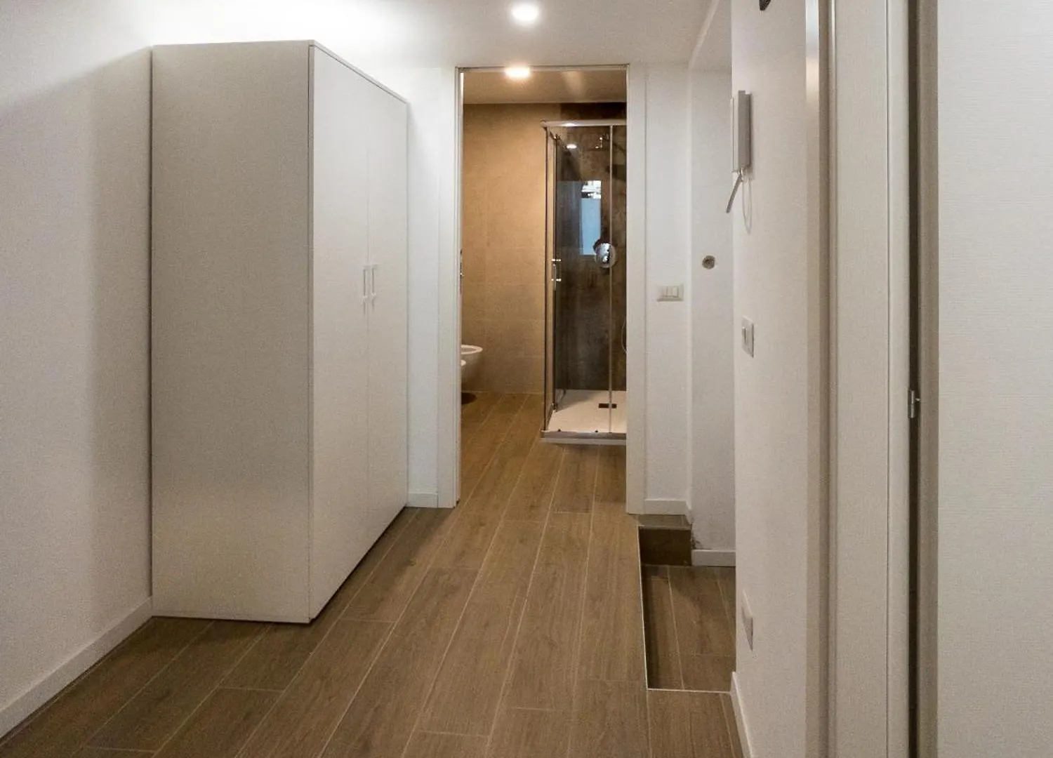 Rrrapido Suites - Paolo Sarpi Milánó 0*,