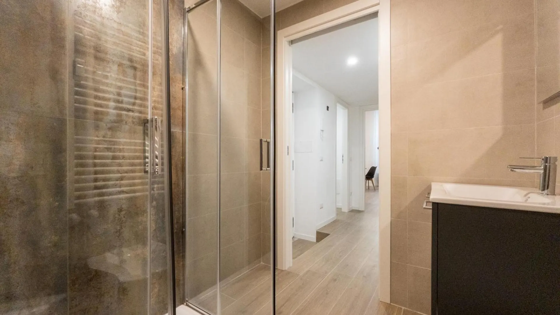 Apartman Rrrapido Suites - Paolo Sarpi Milánó